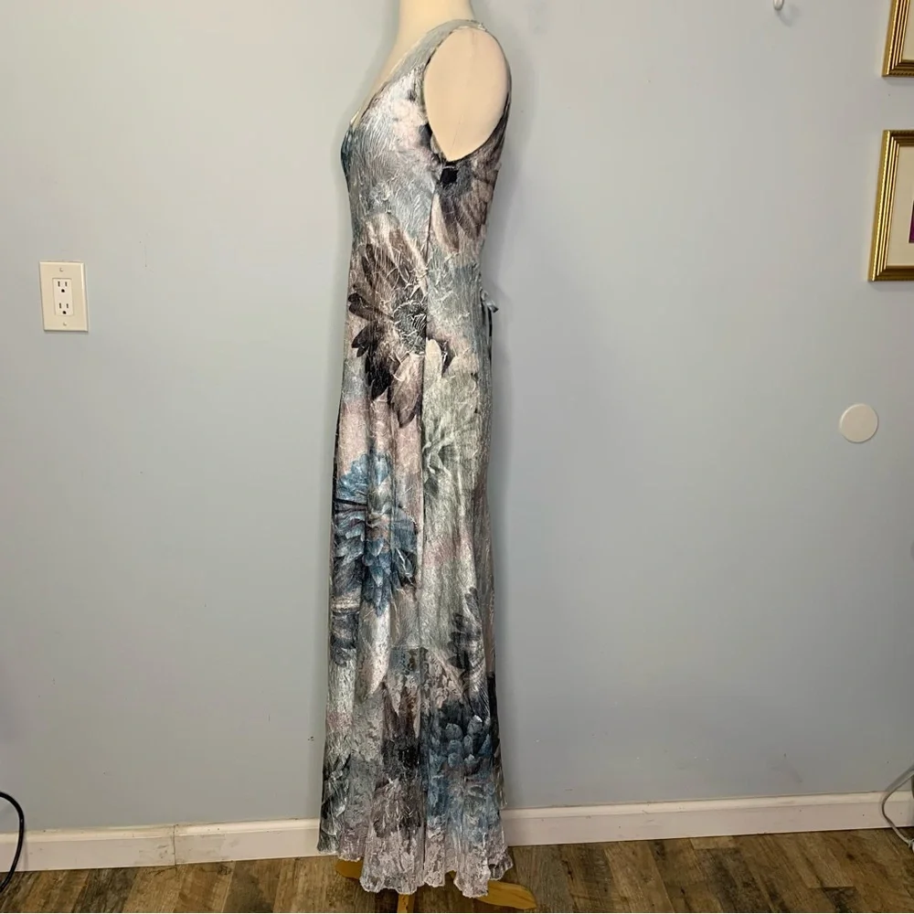 Komarov Charmeuse V-Neck Lace Up Back Crinkle Stretch Blue Floral Maxi Dress M - Picture 3 of 16
